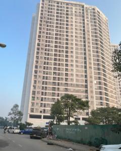 BÁN ĐẤT TẶNG NHÀ – DT 50M2 – MT 4M – GIÁ 6,5 TỶ.